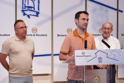 Alfonso Romo, Iván García y Julio Valles, en la presentación.