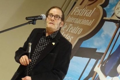 El actor y director de Teatro Corsario, Javier Semprún, recoge el Premio de Teatro “Provincia de Valladolid 2020”.