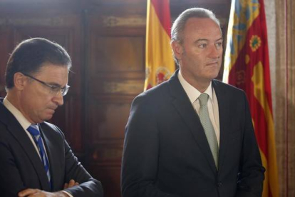 El delegado del Gobierno en la Comunidad Valenciana, Serafín Castellano, junto al presidente Alberto Fabra, en una imagen de archivo-Foto: MIGUEL LORENZO