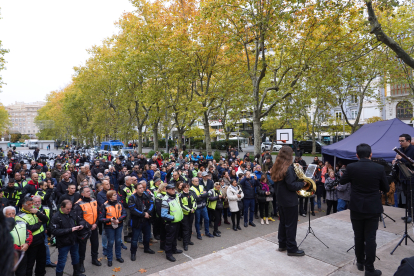 Homenaje a las víctimas de accidentes de tráfico en Valladolid.- ICAL
