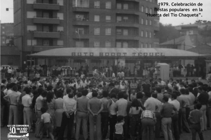 Celebración de fiestas populares en la 'Huerta del tío chaqueta' en la calle Fuente el Sol de Valladolid en 1979 - ASOCIACIÓN VECINAL DE LA VICTORIA