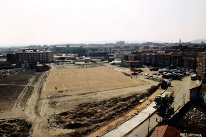 La calle Fuente el Sol de Valladolid comenzó a mejorar su estado con del desarrollo del plan parcial del barrio de La Victoria - ASOCIACIÓN VECINAL DE LA VICTORIA