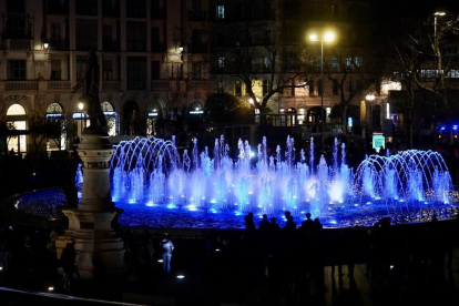 Inauguración de la fuente de plaza Zorrilla.- J.M. LOSTAU