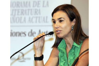 La escritora Carmen Posadas participa en el ciclo 'Confesiones de autor' de la Fundación Duques de Soria-Ical
