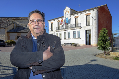 José Luis Rico, regidor de Marzales. J.M. LOSTAU