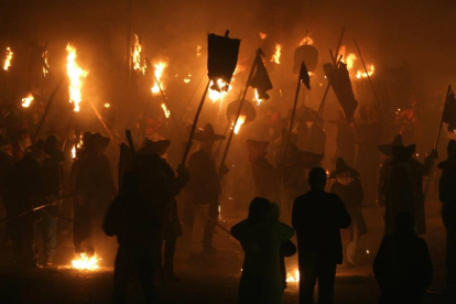 Procesión de El Vítor, declarada de Interés Turístico Nacional, en la localidad vallisoletana de Mayorga.-El Mundo