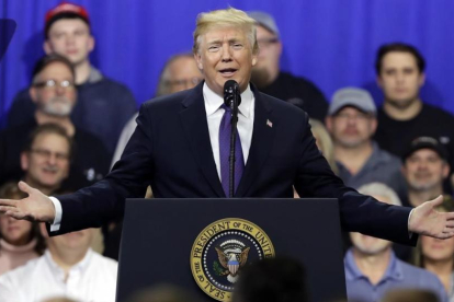El presidente Donald Trump en una rueda de prensa en Ohio el pasado lunes.-EVAN VUCCI (AGENCIAS)