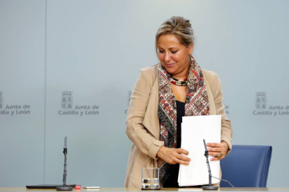 La vicepresidenta de la Junta y portavoz, Rosa Valdeón, durante la rueda de prensa posterior a la reunión del Consejo de Gobierno de Castilla y León-Ical