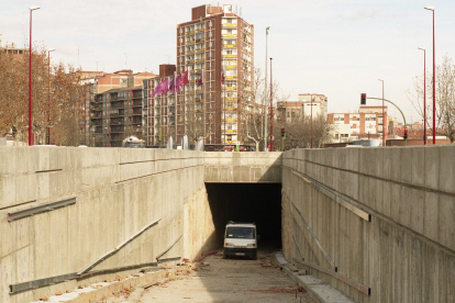 Túnel de La Rubia durante su construcción en 1998.- J.M. LOSTAU