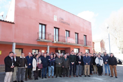 El presidente de la Diputación, Jesús Julio Carnero, celebr en Cogeces del Monte y Geria encuentros con alcaldes y responsables municipales-ICAL
