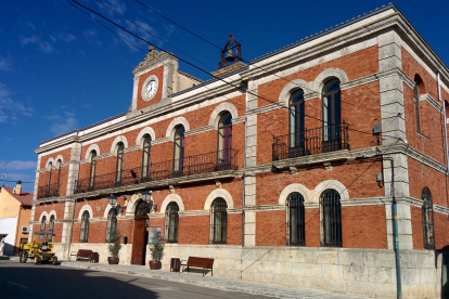 Ayuntamiento de Esguevillas de Esgueva .- E. M.