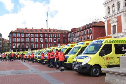 Ambulancias de transporte sanitario - EUROPA PRESS - Archivo
