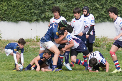Torneo Nacional M14 de rugby en Valladolid. / LOSTAU