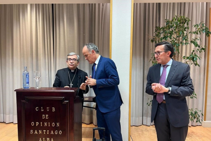 El arzobispo de Valladolid en el Club de Opinión Santiago Alba. -EP