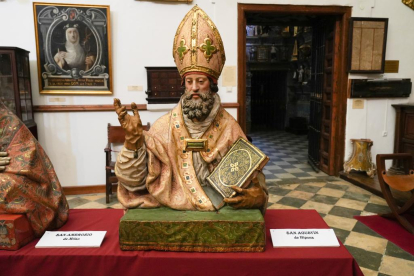 Relicario de la parroquia de San Miguel y San Julián de Valladolid. ICAL.