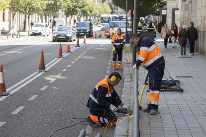 Trabajos para suprimir el carril bus entre la plaza de Zorilla y la plaza de España.| PHOTOGENIC
