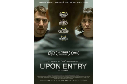 'Upon entry' (La llegada) nominada a mejor dirección novel. -P.G.