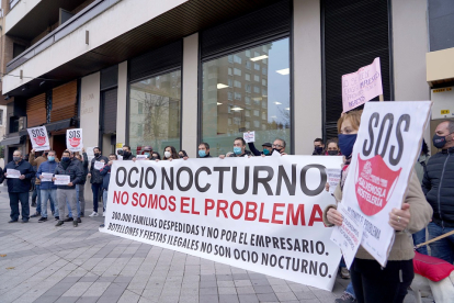 La Asociación de Hostelería de Valladolid convoca una protesta de empresarios y trabajadores del sector del ocio nocturno para exigir ayudas y el pago de los ERTES.- ICAL
