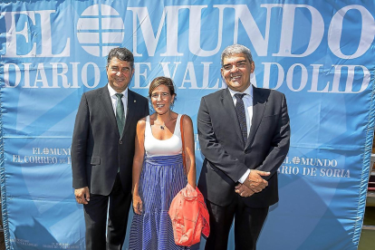 Manuel Fernández (Aspa Cloud), María José Gutiérrez (Telefónica) y Antonio Ferreras (Telefónica).