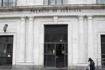 Palacio de Justicia en la Calle Angustias, Valladolid