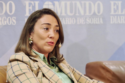 La consejera de Movilidad y Transformación Digital, María González Corral, en el Club de Prensa de El Mundo de Valladolid.- PHOTOGENIC