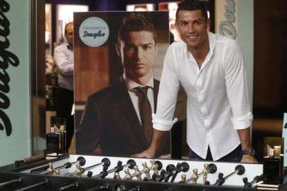 Cristiano Ronaldo, durante el acto de presentación de su perfume.-EFE / ÁNGEL DÍAZ