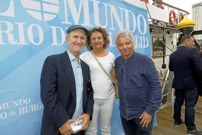 Javier Angulo (Director Seminci), Victoria Hurtado y Emiliano Allende (Director Festival Medina del Campo).