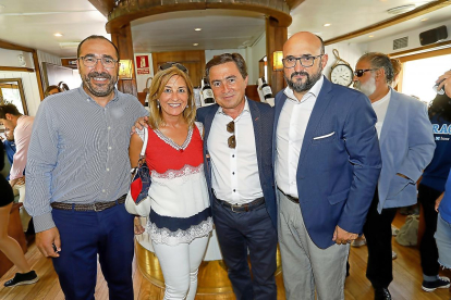 Miguel Ángel Oliveira (portavoz del PP en Tordesillas),  Felicidad Rubio (Joyeria Marifeli), José San José (concejal del PP) y Felipe Ramos.
