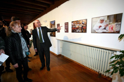 El presidente de la Diputación de Valladolid, Jesús Julio Carnero, presenta los contenidos que promocionará en la Feria de Turismo de Interior (Intur)-Ical