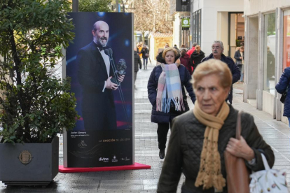 Foto en la calle Santiago de Javier Cámara, que ganó el Premio Goya a Mejor Actor de Reparto en 2016 por 'Truman'. -J.M. LOSTAU