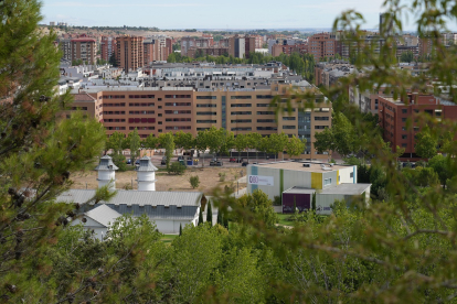 Vista desde el mirador de Parquesol de Villa del Prado. -J.M. LOSTAU
