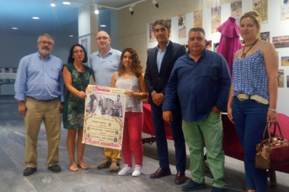 Autoridades presentes en la puesta de largo del festival taurino que se celebrará el domingo en Simancas.-EL MUNDO