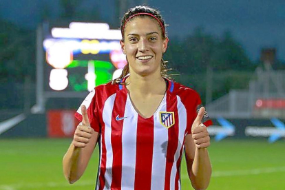 La jugadora de fútbol riosecana Laura Fernández, del primer equipo femenino del Atlético de Madrid-EL MUNDO