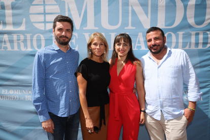 Presentes miembros de la Fundación Jorge Guillen en la caseta de Ferias de EL MUNDO./ PHOTOGENIC