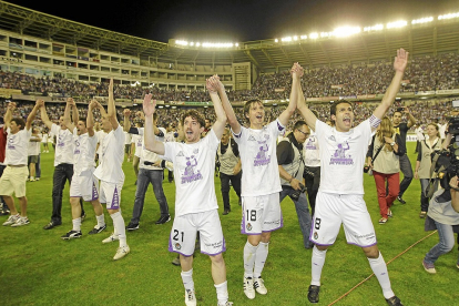 El recuerdo todavía presente de 2012 ante el Alcorcón en el que el Real Valladolid logró el ascenso a Primera en la promoción. J. M. LOSTAU