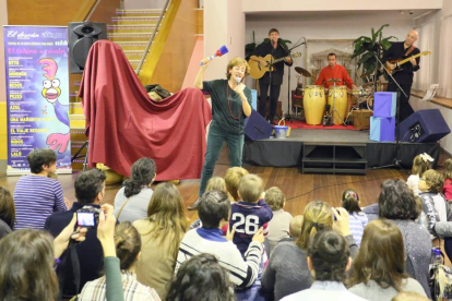 Presentación del disco libro 'Azul y Nidos' de Teloncillo y de la programación de Teatro Calderón para la Primera Infancia-Ical