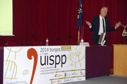 Ponencia magistral de Tim Denham en el UISPP-Ical