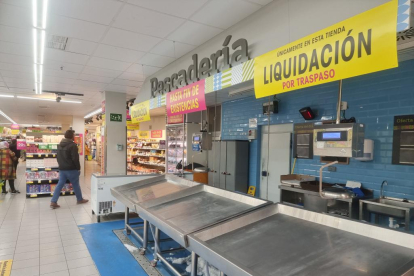 Supermercado DIA del Mercado del Val. PHOTOGENIC