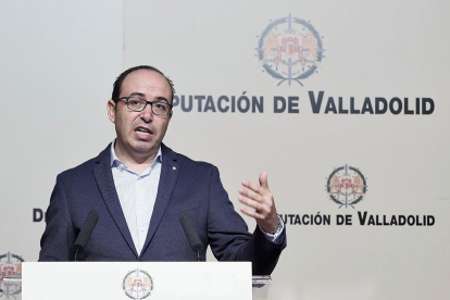 El vicepresidente y diputado de Hacienda, Víctor Alonso. EL MUNDO