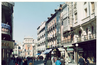 Calle Santiago en 1991. -ARCHIVO MUNICIPAL VALLADOLID