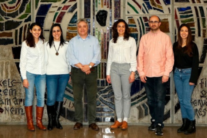 Investigadores participantes en el proyecto en las instalaciones de la Universidad de León. / E. M