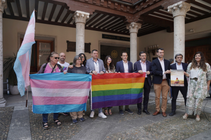 La Diputación de Valladolid conmemora el Día LGTBIAQ+.- ICAL