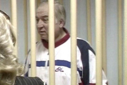 El exespía ruso Serguéi Skripal, en una cárcel militar de Moscú, en el 2006.-REUTERS