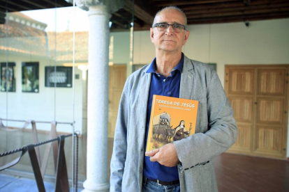 El dibujante abulense José Luis Serna presentó su novela gráfica 'Teresa de Jesús', Escritora, fundadora y Santa'-Ical