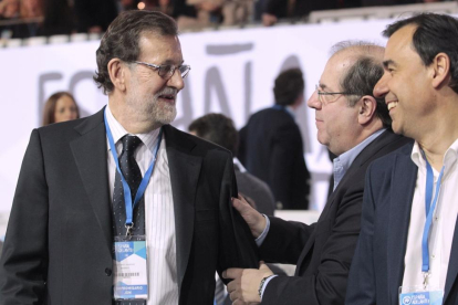 Mariano Rajoy, Juan Vicente Herrera y Fernando Martínez-Maíllo, en un momento del congreso del PP-ICAL