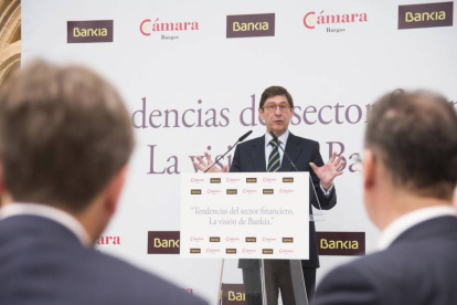 El presidente de Bankia, José Ignacio Goirigolzarri, pronuncia la conferencia ‘Tendencias del sector financiero. La visión de Bankia’, en un acto organizado por la Cámara de Comercio e Industria de Burgos-Ical