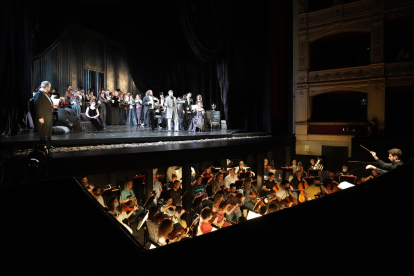 'La Traviata' de Verdi, en el Calderón. ICAL
