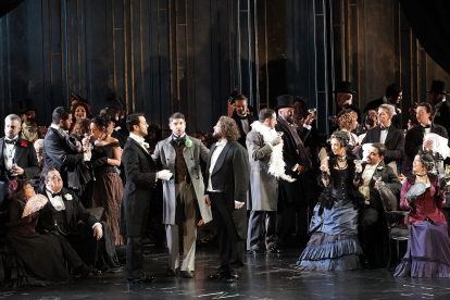 'La Traviata' de Verdi se estrena en el Teatro Calderón de Valladolid. ICAL