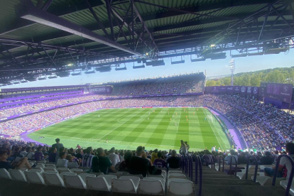 Imagen del estadio Zorrilla en el partido que jugó el Real Valladolid ante el Betis, récord de esta temporada con 22.561 espectadores. / G. VELASCO