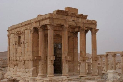 El templo de Baal antes de ser demolido con explosivos por los yihadistas.-